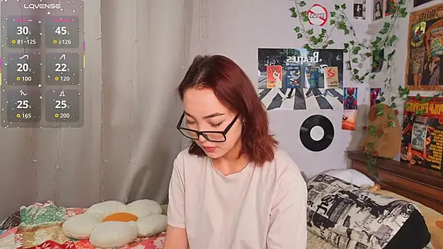 OdetteBiddy online show from 11/25/25, 08:09