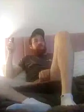 Skater1287 online show from 10/12/25, 04:44