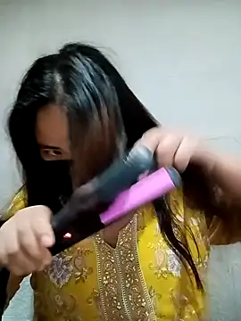 Snapshot of sia_143 chatting on 02/09/26, 02:43 sia 143 online show from 02/09/26, 02:43