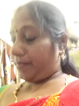 Snapshot of papukurty chatting on 05/22/26, 02:55 papukurty online show from 05/22/26, 02:55