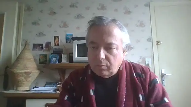Snapshot of gegevincent chatting on 02/11/26, 12:32 gegevincent online show from 02/11/26, 12:32