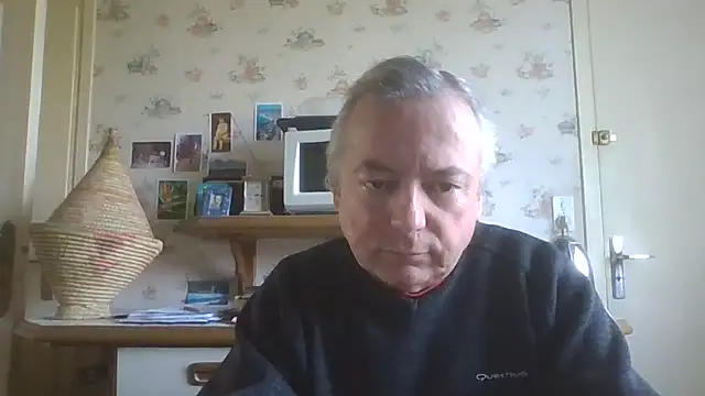 Snapshot of gegevincent chatting on 04/18/26, 11:14 gegevincent online show from 04/18/26, 11:14