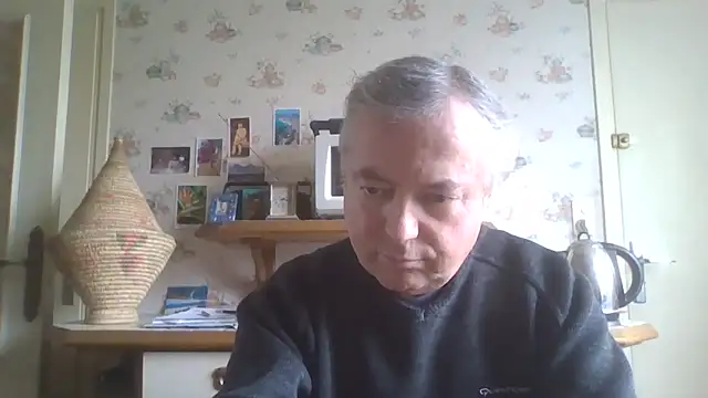 Snapshot of gegevincent chatting on 05/09/26, 12:10 gegevincent online show from 05/09/26, 12:10