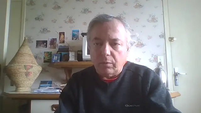 Snapshot of gegevincent chatting on 05/12/26, 11:18 gegevincent online show from 05/12/26, 11:18