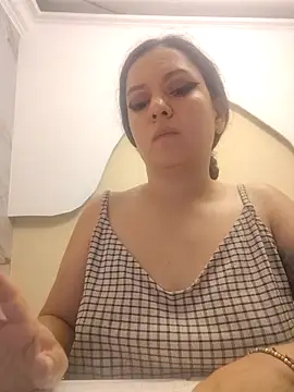 Abbyjoness21 online show from 10/13/25, 08:09