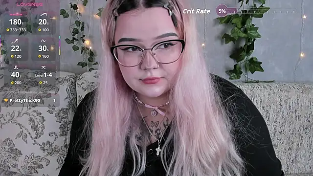 Snapshot of _CandyM1lky_ chatting on 06/15/26, 06:15 CandyM1lky online show from 06/15/26, 06:15