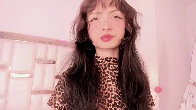 Snapshot of MaddieStark chatting on 12/02/25, 04:46 MaddieStark online show from 12/02/25, 04:46