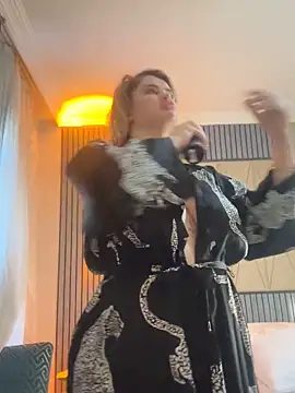 aydabella7777 online show from 11/16/25, 12:55