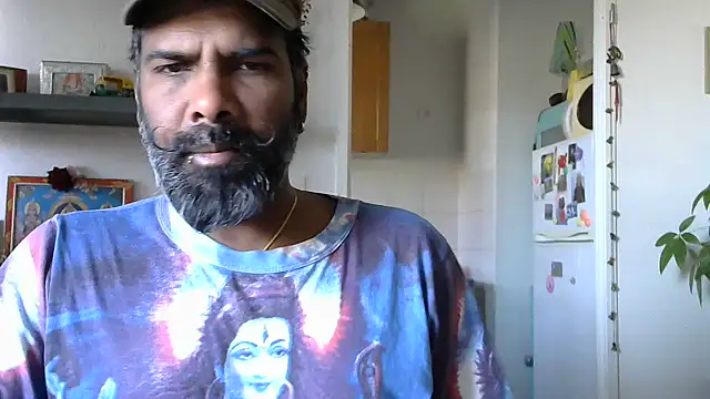 Snapshot of frenchblackc31 chatting on 03/15/26, 08:31 frenchblackc31 online show from 03/15/26, 08:31