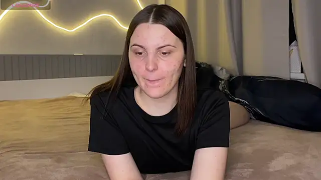 Snapshot of vertul1ana chatting on 11/06/25, 06:42 vertul1ana online show from 11/06/25, 06:42