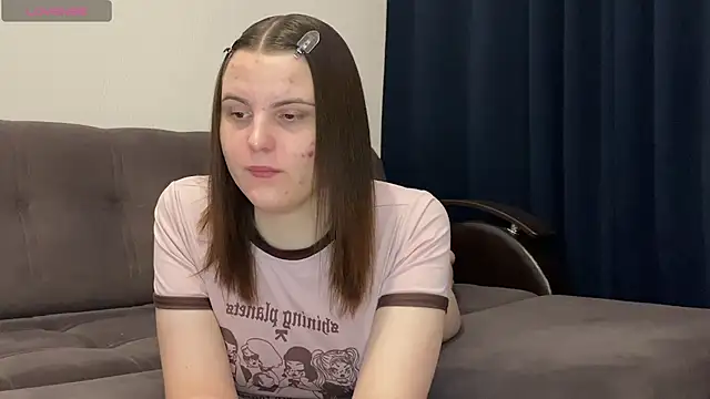 Snapshot of vertul1ana chatting on 11/12/25, 01:44 vertul1ana online show from 11/12/25, 01:44