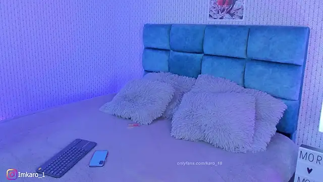 karoliine jones online show from 09/15/25, 05:57