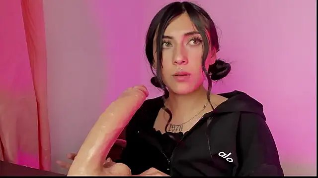 Alanaloiiss  online show from 03/04/26, 02:28