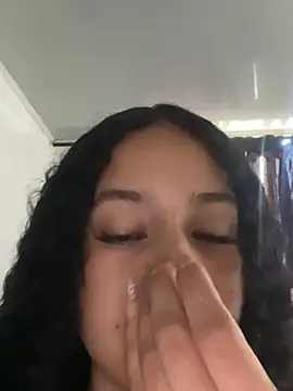 jadee8 online show from 06/25/26, 06:34