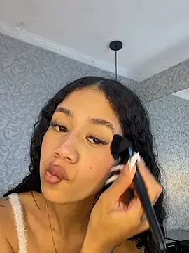 jadee8 online show from 07/17/26, 02:56