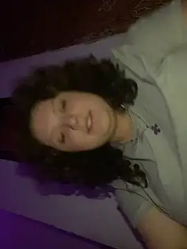 Snapshot of Solangerulo_ chatting on 02/12/26, 04:18 Solangerulo online show from 02/12/26, 04:18