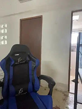 siilvestremx online show from 10/28/25, 06:43