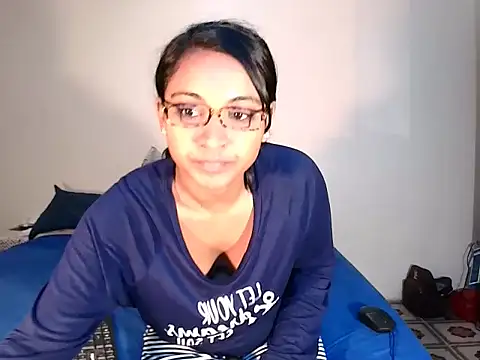 Snapshot of indiansweetflava chatting on 10/30/25, 11:55 indiansweetflava online show from 10/30/25, 11:55