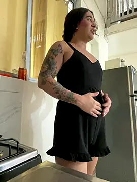 Snapshot of Sweet_vicky_hot chatting on 09/11/25, 12:16 Sweet vicky hot online show from 09/11/25, 12:16