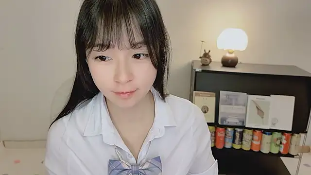 Onechestnut online show from 06/02/26, 09:00