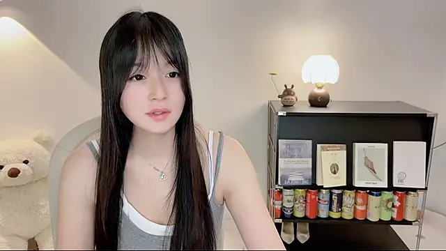 Onechestnut online show from 06/14/26, 12:40