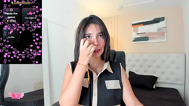 BarbieGirl xx online show from 11/11/25, 07:58