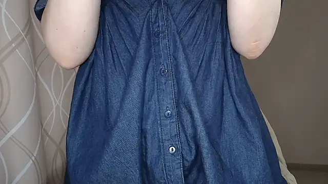 miss  Sophie online show from 04/25/26, 01:14