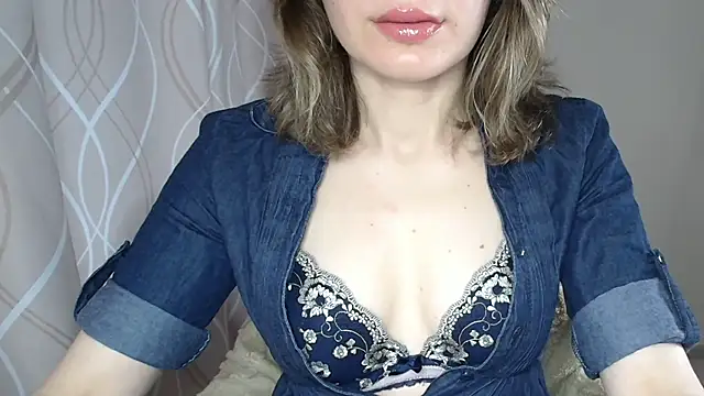 miss  Sophie online show from 07/10/26, 06:17