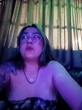 Dulcedeanis online show from 11/18/25, 05:34