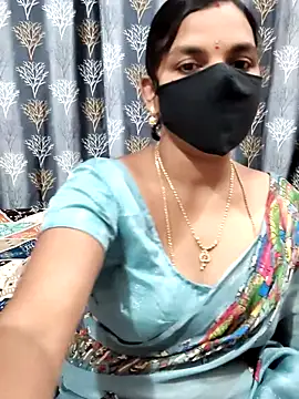 Snapshot of Lalitha-1995 chatting on 06/29/26, 04:29 Lalitha-1995 online show from 06/29/26, 04:29