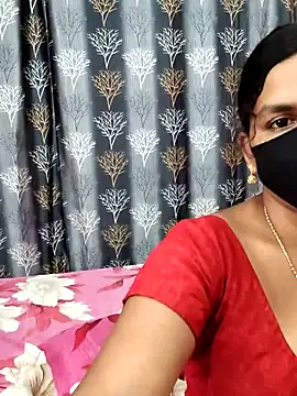Snapshot of Lalitha-1995 chatting on 07/11/26, 05:32 Lalitha-1995 online show from 07/11/26, 05:32
