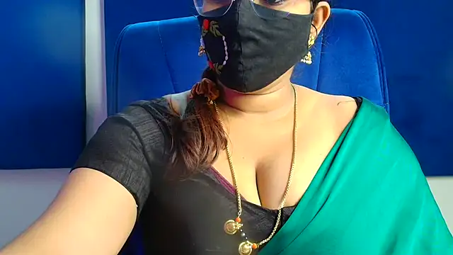 Snapshot of Anjalistar chatting on 07/06/26, 03:47 Anjalistar online show from 07/06/26, 03:47