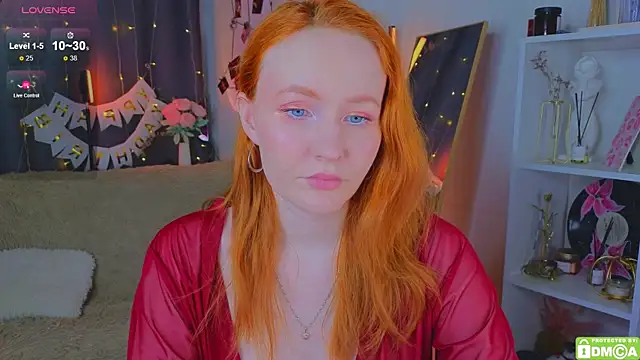 JoyceJones online show from 01/12/26, 08:03