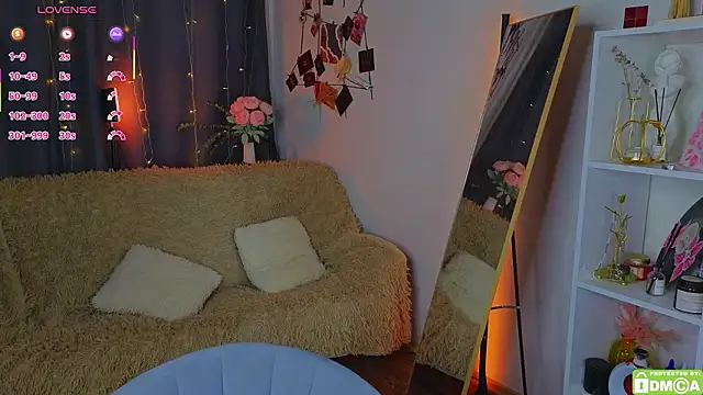 JoyceJones online show from 02/10/26, 08:13