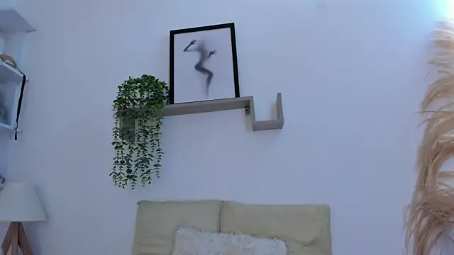 Samanta Monroe online show from 10/06/25, 06:27