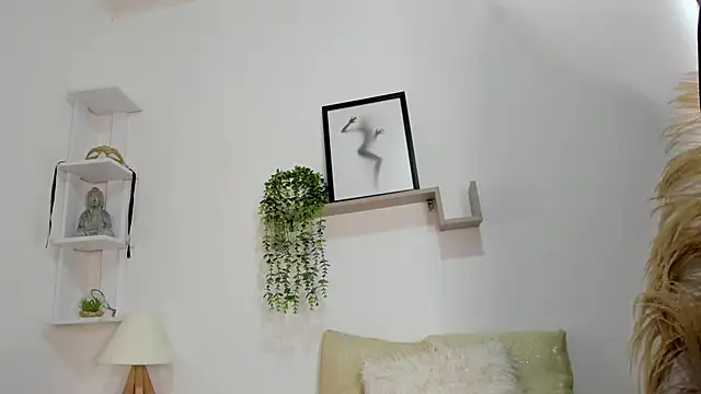 Samanta Monroe online show from 10/10/25, 05:45