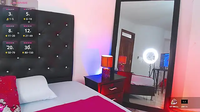 Snapshot of miascarlet_16 chatting on 09/25/25, 01:15 miascarlet 16 online show from 09/25/25, 01:15