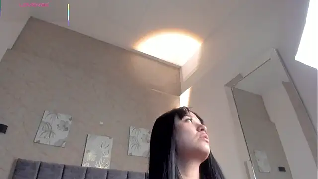 Snapshot of Lunaa_bellaa chatting on 10/30/25, 05:57 Lunaa bellaa online show from 10/30/25, 05:57