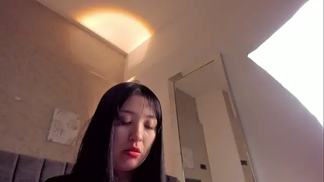 Snapshot of Lunaa_bellaa chatting on 11/25/25, 07:36 Lunaa bellaa online show from 11/25/25, 07:36