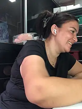 Snapshot of sweetdulcexxx chatting on 02/03/26, 12:54 sweetdulcexxx online show from 02/03/26, 12:54