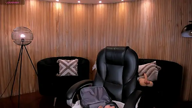 MeganScott online show from 07/27/26, 12:23