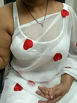 Snapshot of Anushka134 chatting on 10/05/25, 06:28 Anushka134 online show from 10/05/25, 06:28