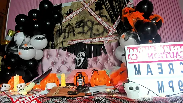 Mindy 19 online show from 10/22/25, 10:48