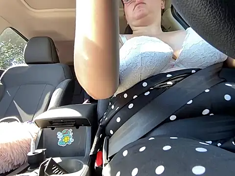 GirlSquirt online show from 10/05/25, 05:11