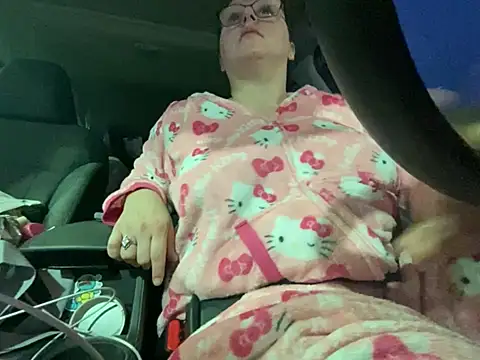 GirlSquirt online show from 11/26/25, 09:49