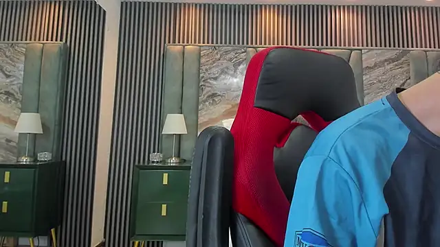 Snapshot of Michael_blue chatting on 09/12/25, 02:28 Michael blue online show from 09/12/25, 02:28