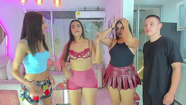 Snapshot of stangirls_ chatting on 11/04/25, 09:47 stangirls online show from 11/04/25, 09:47