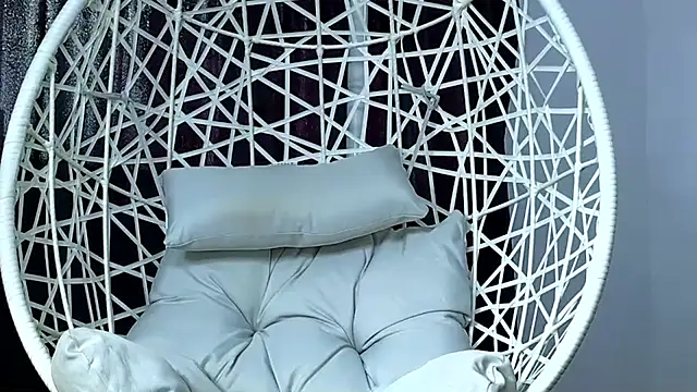 Snapshot of cuteeimy chatting on 11/05/25, 07:14 cuteeimy online show from 11/05/25, 07:14