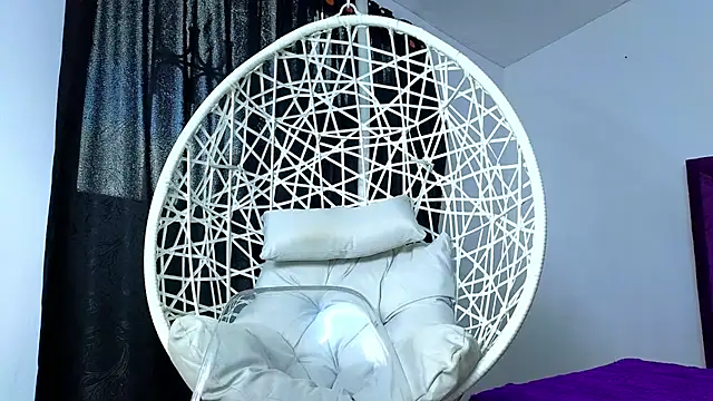 Snapshot of cuteeimy chatting on 11/14/25, 07:01 cuteeimy online show from 11/14/25, 07:01