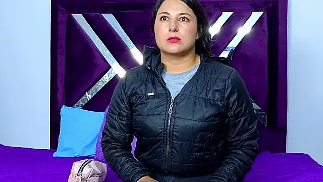 Snapshot of cuteeimy chatting on 11/24/25, 06:51 cuteeimy online show from 11/24/25, 06:51